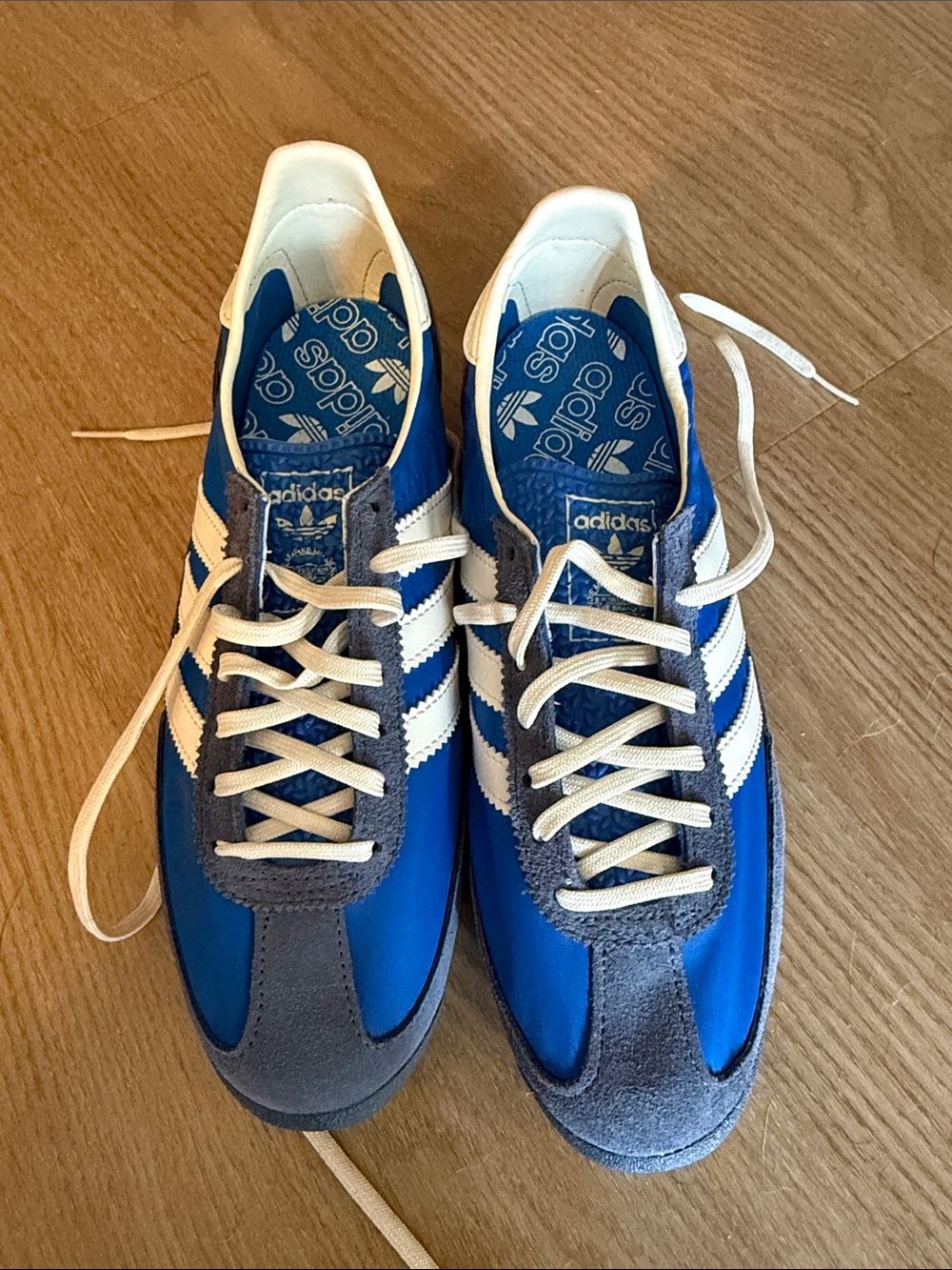 adidas Women’s Blue and White Retro Athletic Sneakers - Picture 2 of 5